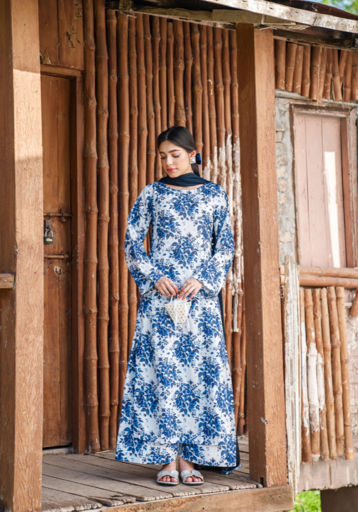 Neelofur – Turkish Lawn 3-Piece Suit (NLC-104-PK)