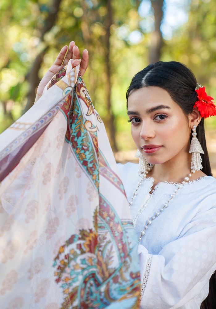 Zareen White – Luxury Lawn 3-Piece Suit (NLC-108-PK)