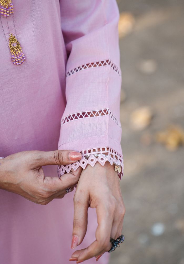 Ayat Blush – Luxury Lawn 3-Piece Suit (NLC-109)