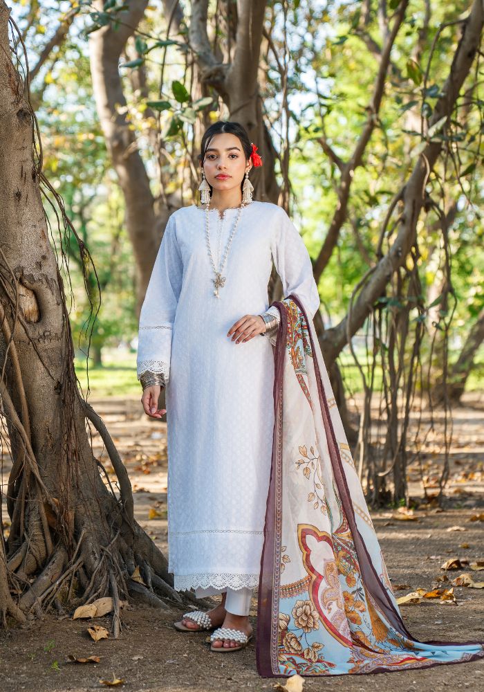 Zareen White – Luxury Lawn 3-Piece Suit (NLC-108)