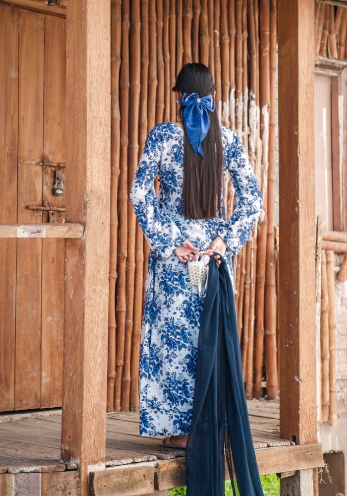 Neelofur – Turkish Lawn 3-Piece Suit (NLC-104-PK)