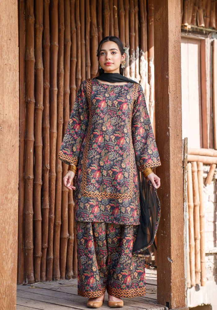 Zehra-e-Zameen – Turkish Lawn 3-Piece Suit (NLC-105-PK)